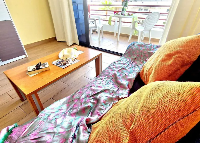 Olympia Studio, Ocean View 펜션 *